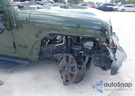 2021 Jeep Gladiator Sport S 4X4 z USA, uszkodzony, nr VIN 1C6JJTAG0ML611379